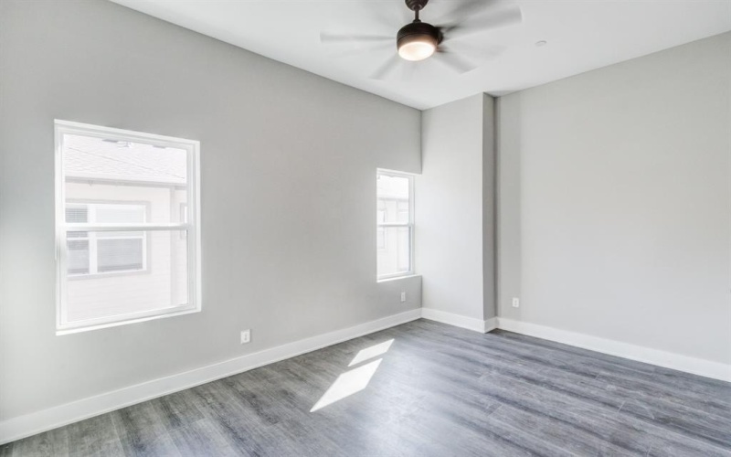 5810 Hudson Street, Dallas, TX 75206, 2 Bedrooms Bedrooms, ,2 BathroomsBathrooms,Residential Multi Family,For Sale,5810 Hudson Street,20777299