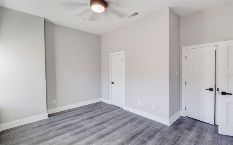 5810 Hudson Street, Dallas, TX 75206, 2 Bedrooms Bedrooms, ,2 BathroomsBathrooms,Residential Multi Family,For Sale,5810 Hudson Street,20777299