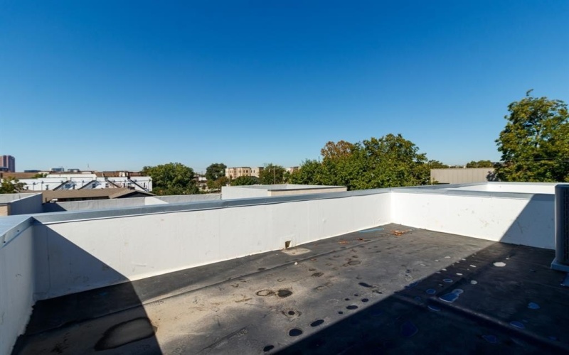 5810 Hudson Street, Dallas, TX 75206, 2 Bedrooms Bedrooms, ,2 BathroomsBathrooms,Residential Multi Family,For Sale,5810 Hudson Street,20777299