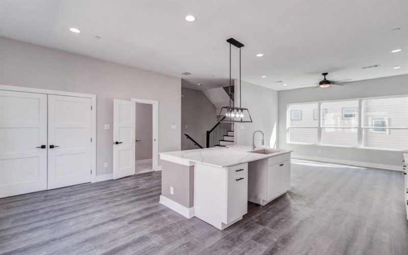 5810 Hudson Street, Dallas, TX 75206, 2 Bedrooms Bedrooms, ,2 BathroomsBathrooms,Residential Multi Family,For Sale,5810 Hudson Street,20777299