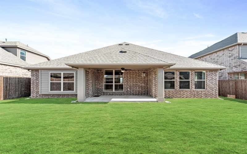 321 Richard Street, Burleson, TX 76028, 4 Habitaciones Habitaciones , ,3 BañosBaños,Residential,En Venta,321 Richard Street,20777373