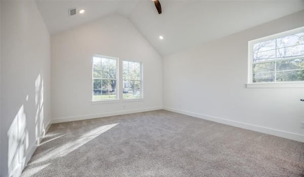 430 W Munson Street, Denison, TX 75020, 3 Bedrooms Bedrooms, ,2 BathroomsBathrooms,Residential,For Sale,430 W Munson Street,20777409
