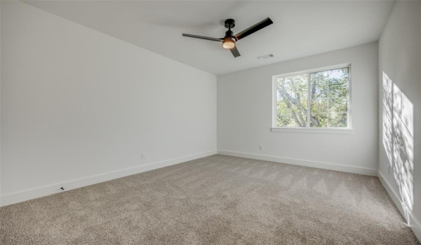 430 W Munson Street, Denison, TX 75020, 3 Bedrooms Bedrooms, ,2 BathroomsBathrooms,Residential,For Sale,430 W Munson Street,20777409