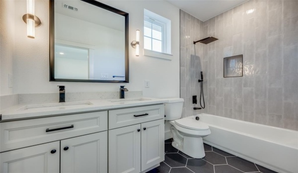 430 W Munson Street, Denison, TX 75020, 3 Bedrooms Bedrooms, ,2 BathroomsBathrooms,Residential,For Sale,430 W Munson Street,20777409
