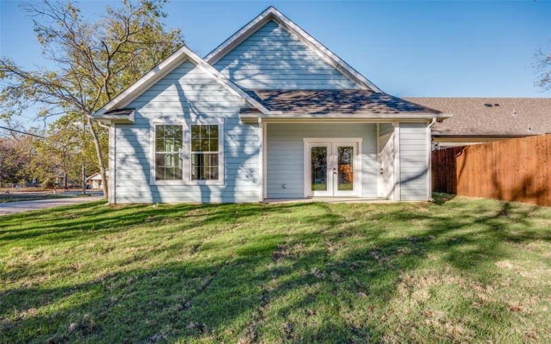 430 W Munson Street, Denison, TX 75020, 3 Bedrooms Bedrooms, ,2 BathroomsBathrooms,Residential,For Sale,430 W Munson Street,20777409