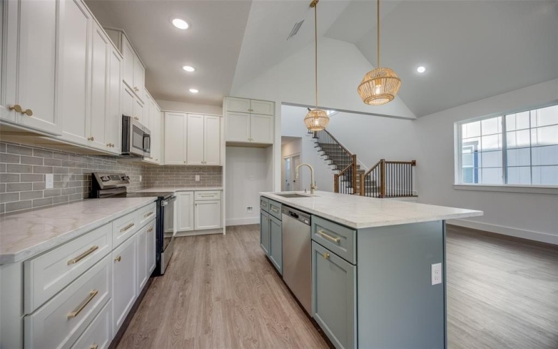 430 W Munson Street, Denison, TX 75020, 3 Bedrooms Bedrooms, ,2 BathroomsBathrooms,Residential,For Sale,430 W Munson Street,20777409