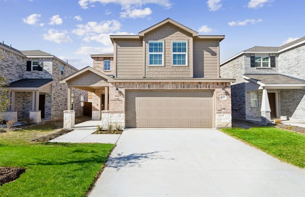 1017 Clear Dusk Lane, Forney, TX 75126, 3 Bedrooms Bedrooms, ,2 BathroomsBathrooms,Residential,For Sale,1017 Clear Dusk Lane,20777447