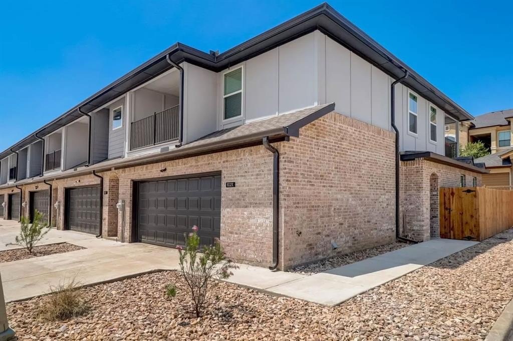 1248 Sunnyvale Lane, Burleson, TX 76028, 3 Bedrooms Bedrooms, ,2 BathroomsBathrooms,Residential Lease,For Rent,1248 Sunnyvale Lane,20777597