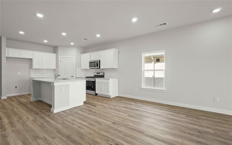 677 Scarlett Street, Forney, TX 75126, 5 Habitaciones Habitaciones , ,3 BañosBaños,Residential,En Venta,677 Scarlett Street,20784119