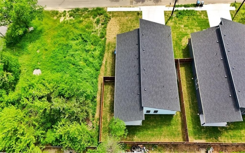 3210 Houston Street, Greenville, TX 75401, 4 Bedrooms Bedrooms, ,2 BathroomsBathrooms,Residential,For Sale,3210 Houston Street,20777878