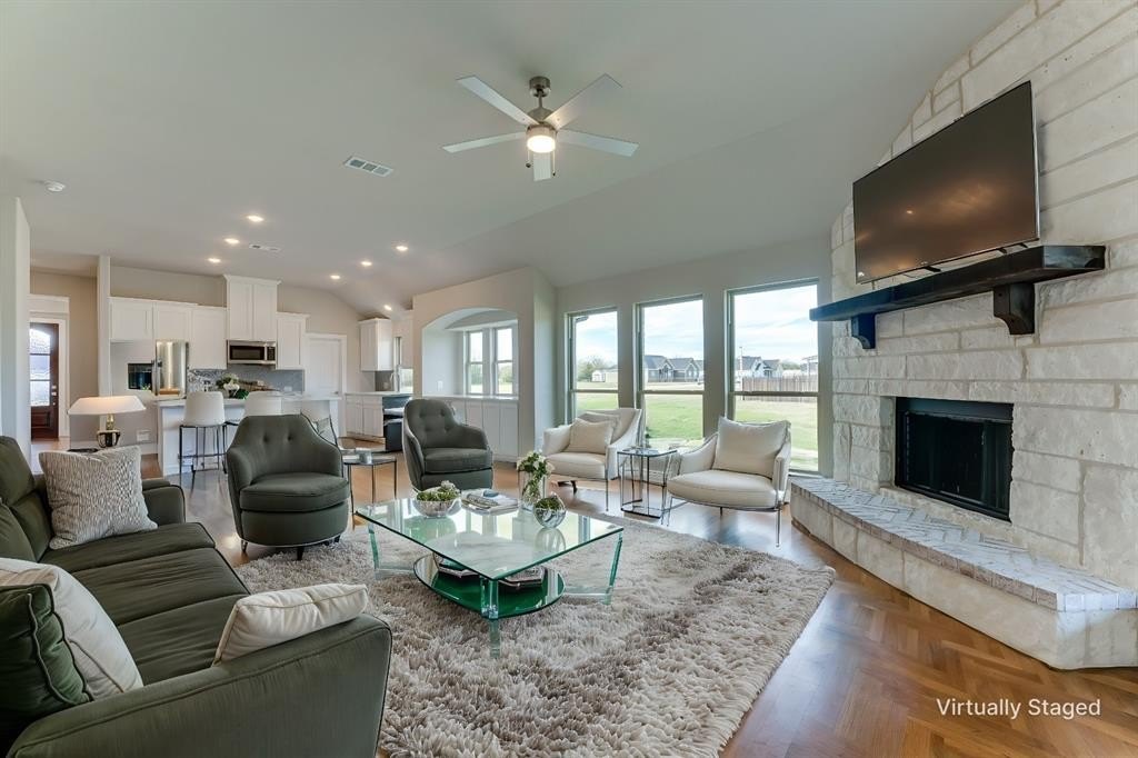 3541 Meadow View Lane, Greenville, TX 75402, 4 Bedrooms Bedrooms, ,2 BathroomsBathrooms,Residential,For Sale,3541 Meadow View Lane,20784196