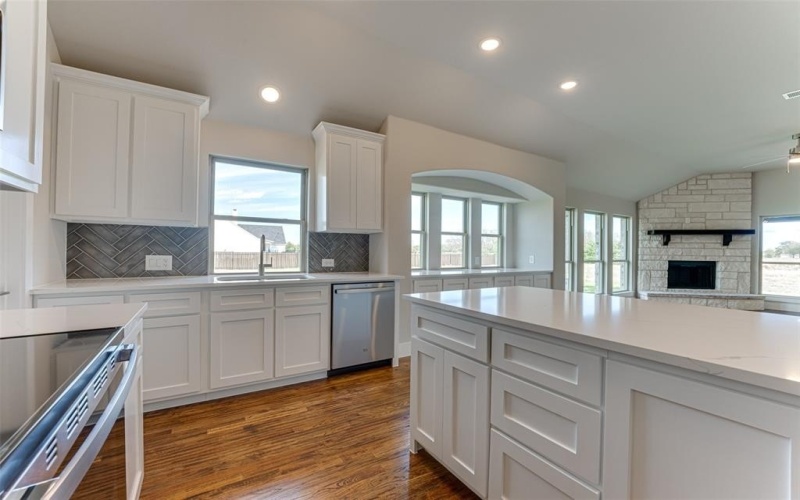 3541 Meadow View Lane, Greenville, TX 75402, 4 Bedrooms Bedrooms, ,2 BathroomsBathrooms,Residential,For Sale,3541 Meadow View Lane,20784196