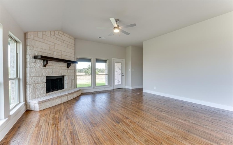 3541 Meadow View Lane, Greenville, TX 75402, 4 Bedrooms Bedrooms, ,2 BathroomsBathrooms,Residential,For Sale,3541 Meadow View Lane,20784196