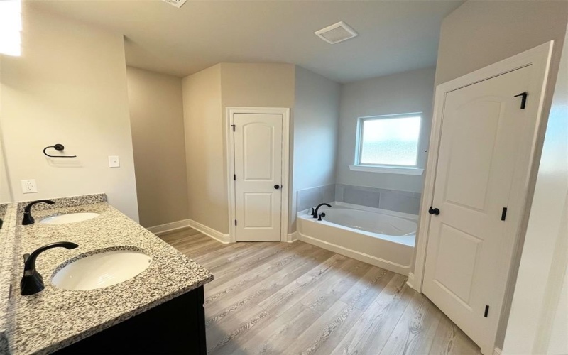348 HUMMINGBIRD Lane, Princeton, LA 71067, 4 Bedrooms Bedrooms, ,2 BathroomsBathrooms,Residential,For Sale,348 HUMMINGBIRD Lane,20784213