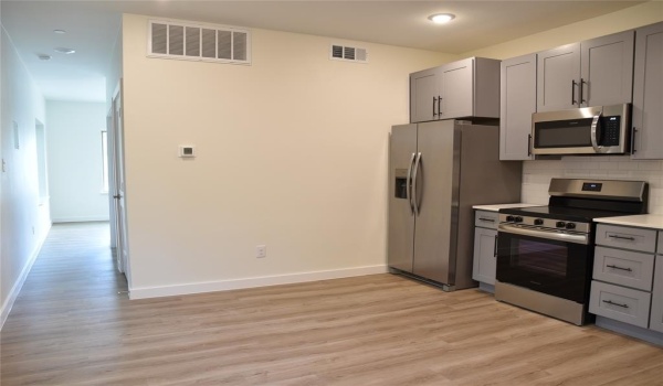 7370 Rural Avenue, Dallas, TX 75235, 1 Bedroom Bedrooms, ,1 BathroomBathrooms,Residential Lease,For Rent,7370 Rural Avenue,20784393