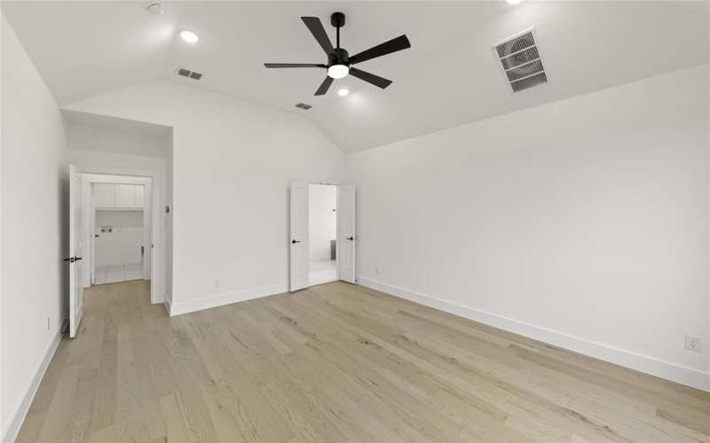 716 Stearman Lane, Fate, TX 75087, 4 Bedrooms Bedrooms, ,3 BathroomsBathrooms,Residential,For Sale,716 Stearman Lane,20784774