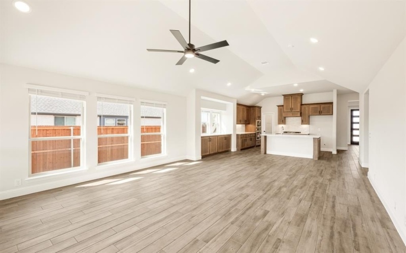 3528 Equinox Drive, Crandall, TX 75114, 4 Bedrooms Bedrooms, ,3 BathroomsBathrooms,Residential,For Sale,3528 Equinox Drive,20778383