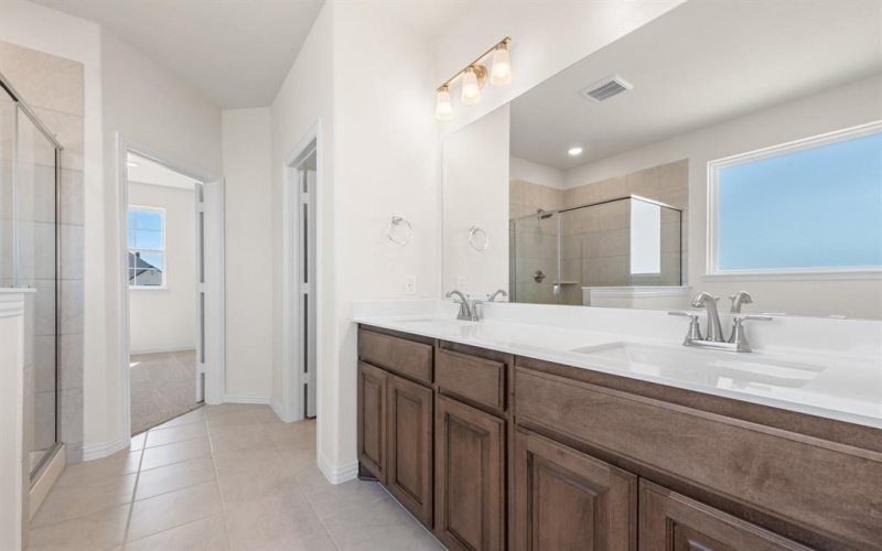 135 Llanos Drive, Decatur, TX 76234, 4 Bedrooms Bedrooms, ,3 BathroomsBathrooms,Residential,For Sale,135 Llanos Drive,20784934
