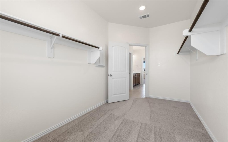 135 Llanos Drive, Decatur, TX 76234, 4 Bedrooms Bedrooms, ,3 BathroomsBathrooms,Residential,For Sale,135 Llanos Drive,20784934