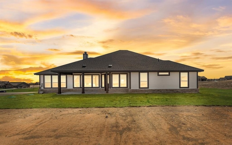 135 Llanos Drive, Decatur, TX 76234, 4 Bedrooms Bedrooms, ,3 BathroomsBathrooms,Residential,For Sale,135 Llanos Drive,20784934