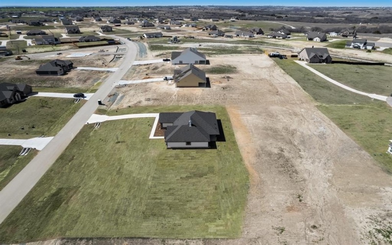 135 Llanos Drive, Decatur, TX 76234, 4 Bedrooms Bedrooms, ,3 BathroomsBathrooms,Residential,For Sale,135 Llanos Drive,20784934