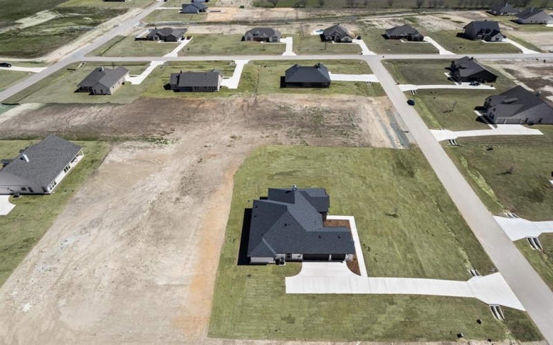 135 Llanos Drive, Decatur, TX 76234, 4 Bedrooms Bedrooms, ,3 BathroomsBathrooms,Residential,For Sale,135 Llanos Drive,20784934