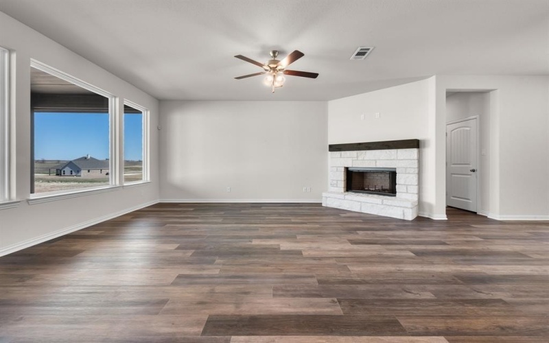 135 Llanos Drive, Decatur, TX 76234, 4 Bedrooms Bedrooms, ,3 BathroomsBathrooms,Residential,For Sale,135 Llanos Drive,20784934