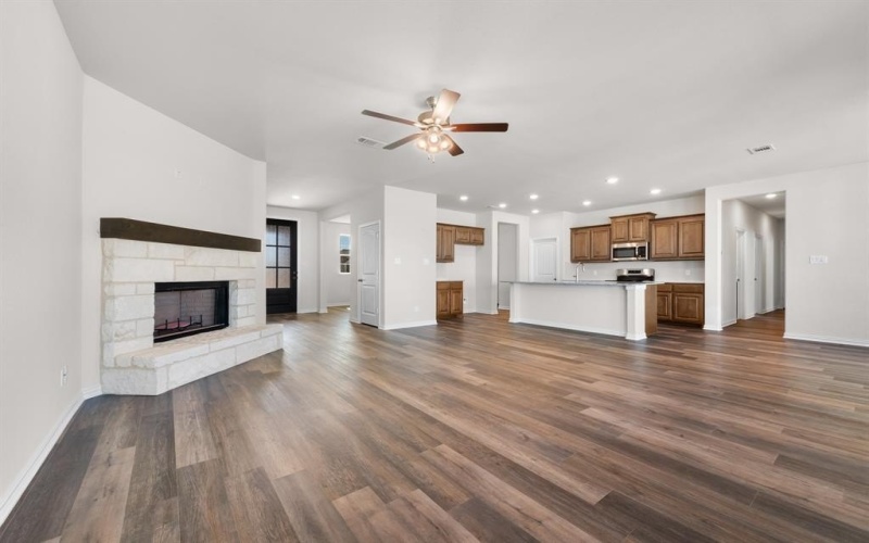 135 Llanos Drive, Decatur, TX 76234, 4 Bedrooms Bedrooms, ,3 BathroomsBathrooms,Residential,For Sale,135 Llanos Drive,20784934