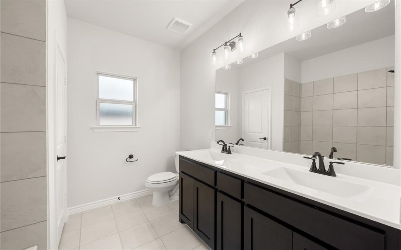 1012 Catskill Court, Burleson, TX 76028, 4 Habitaciones Habitaciones , ,3 BañosBaños,Residential,En Venta,1012 Catskill Court,20778417