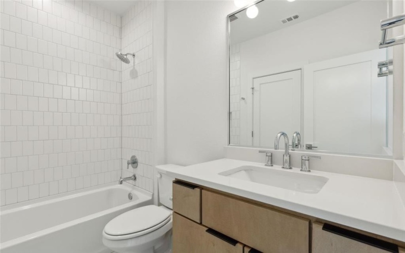 4916 Wateka Drive, Dallas, TX 75209, 5 Bedrooms Bedrooms, ,5 BathroomsBathrooms,Residential,For Sale,4916 Wateka Drive,20778601