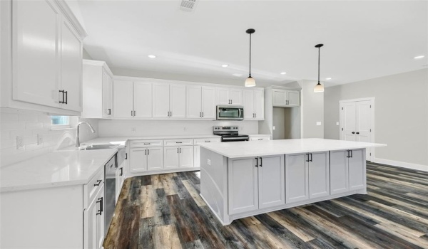 1807 Boxwood Drive, Sherman, TX 75092, 3 Bedrooms Bedrooms, ,2 BathroomsBathrooms,Residential,For Sale,1807 Boxwood Drive,20785267