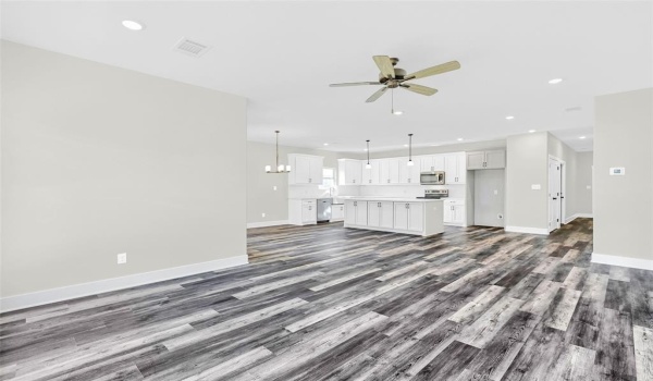 1807 Boxwood Drive, Sherman, TX 75092, 3 Bedrooms Bedrooms, ,2 BathroomsBathrooms,Residential,For Sale,1807 Boxwood Drive,20785267