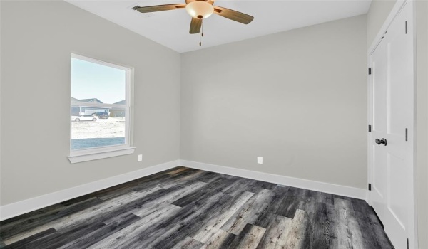 1807 Boxwood Drive, Sherman, TX 75092, 3 Bedrooms Bedrooms, ,2 BathroomsBathrooms,Residential,For Sale,1807 Boxwood Drive,20785267