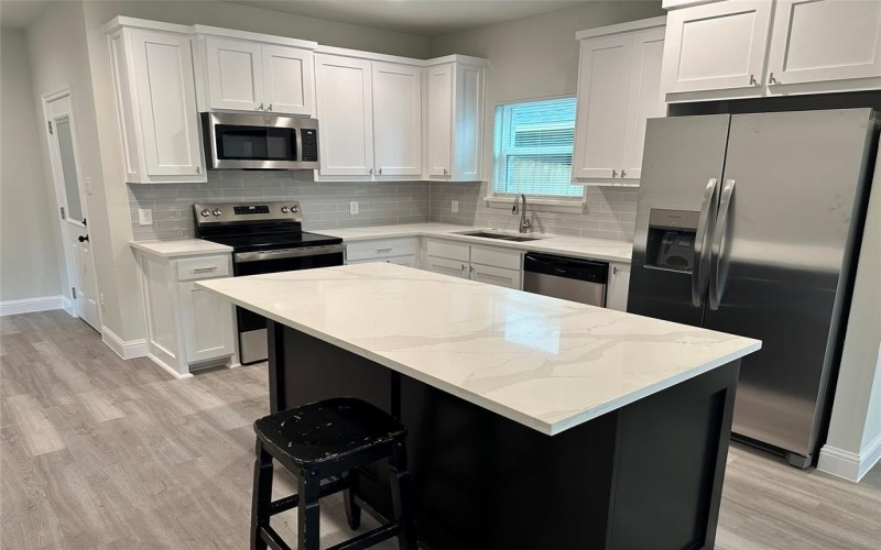 316 Elmo Street, Cleburne, TX 76031, 3 Bedrooms Bedrooms, ,2 BathroomsBathrooms,Residential,For Sale,316 Elmo Street,20779245
