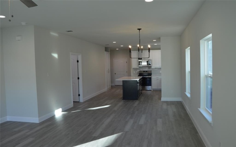 316 Elmo Street, Cleburne, TX 76031, 3 Bedrooms Bedrooms, ,2 BathroomsBathrooms,Residential,For Sale,316 Elmo Street,20779245