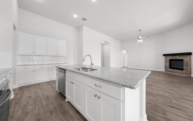6605 Woodley, Mesquite, TX 75114, 4 Bedrooms Bedrooms, ,2 BathroomsBathrooms,Residential,For Sale,6605 Woodley,20779474