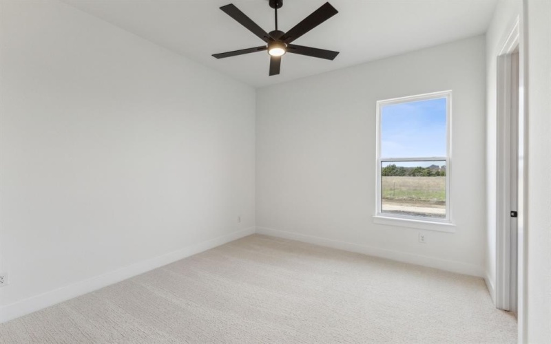 6010 Lindenwood Boulevard, Midlothian, TX 76065, 4 Bedrooms Bedrooms, ,3 BathroomsBathrooms,Residential,For Sale,6010 Lindenwood Boulevard,20785977