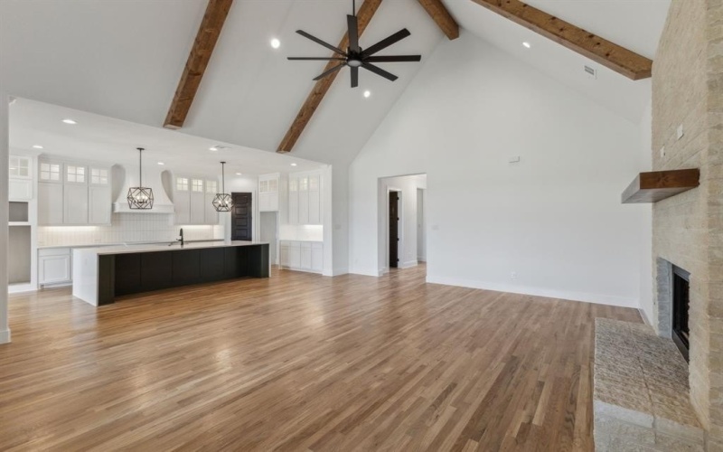 6010 Lindenwood Boulevard, Midlothian, TX 76065, 4 Bedrooms Bedrooms, ,3 BathroomsBathrooms,Residential,For Sale,6010 Lindenwood Boulevard,20785977