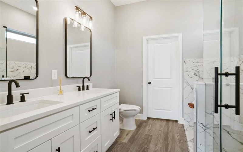 4913 Wichita Street, Granbury, TX 76048, 3 Bedrooms Bedrooms, ,2 BathroomsBathrooms,Residential,For Sale,4913 Wichita Street,20779689