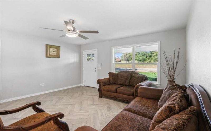 5816 Archery Court, Granbury, TX 76048, 3 Bedrooms Bedrooms, ,2 BathroomsBathrooms,Residential,For Sale,5816 Archery Court,20779821