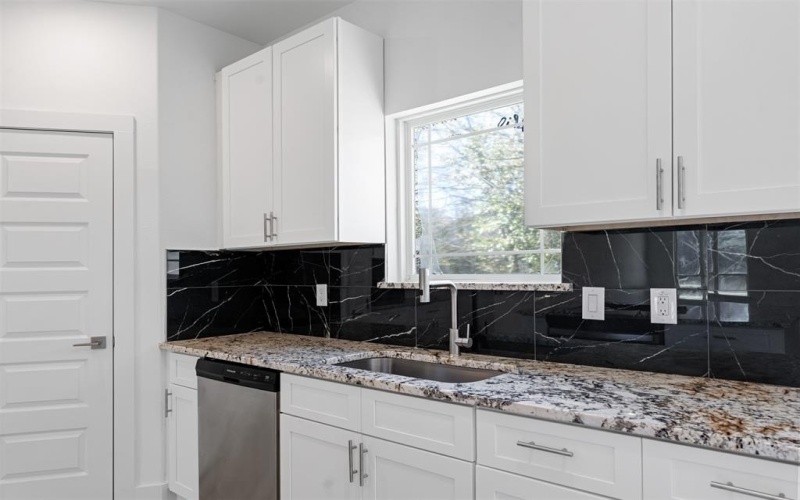 313 Kapuna Drive, Tool, TX 75143, 3 Bedrooms Bedrooms, ,2 BathroomsBathrooms,Residential,For Sale,313 Kapuna Drive,20779926