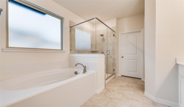 1405 Cedar Trail, Azle, TX 76020, 4 Bedrooms Bedrooms, ,3 BathroomsBathrooms,Residential,For Sale,1405 Cedar Trail,20780101