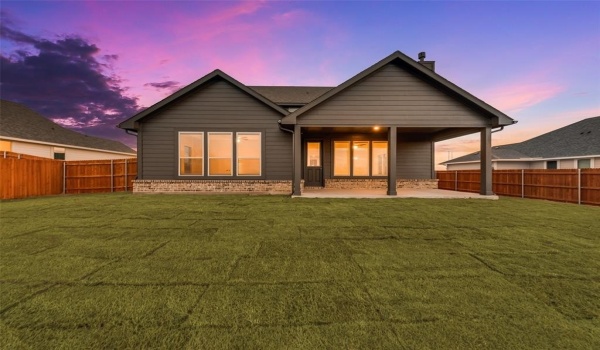1405 Cedar Trail, Azle, TX 76020, 4 Bedrooms Bedrooms, ,3 BathroomsBathrooms,Residential,For Sale,1405 Cedar Trail,20780101