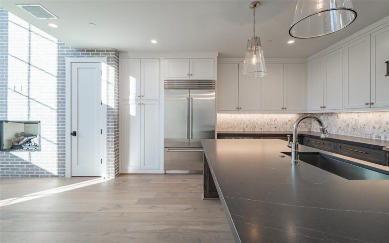 4529 Emerson Avenue #7, University Park, TX 75205, 1 Bedroom Bedrooms, ,1 BathroomBathrooms,Residential Lease,For Rent,4529 Emerson Avenue,20773514