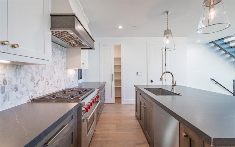 4529 Emerson Avenue #7, University Park, TX 75205, 1 Bedroom Bedrooms, ,1 BathroomBathrooms,Residential Lease,For Rent,4529 Emerson Avenue,20773514