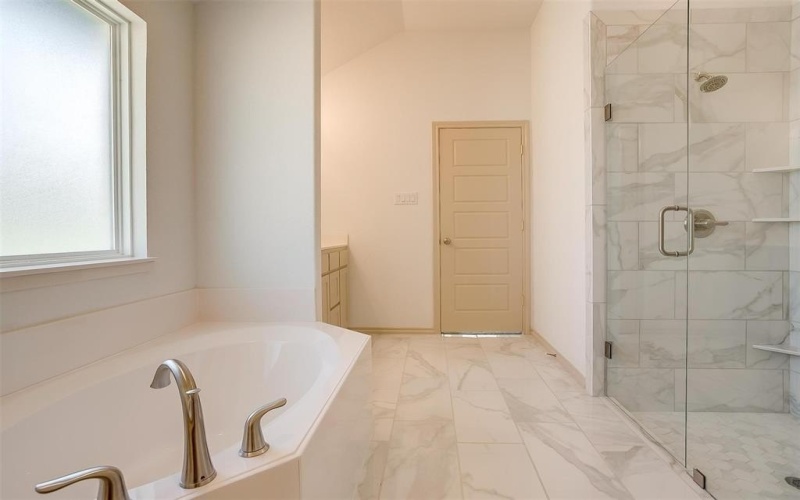 6813 Trail Rock, Benbrook, TX 76126, 4 Bedrooms Bedrooms, ,2 BathroomsBathrooms,Residential,For Sale,6813 Trail Rock,20780374
