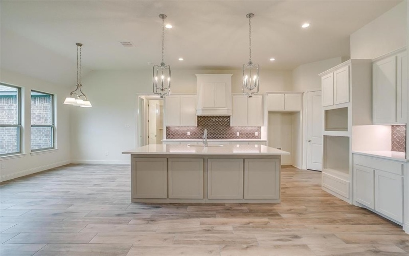 2515 Dartford Drive, Crowley, TX 76036, 4 Bedrooms Bedrooms, ,3 BathroomsBathrooms,Residential,For Sale,2515 Dartford Drive,20773709