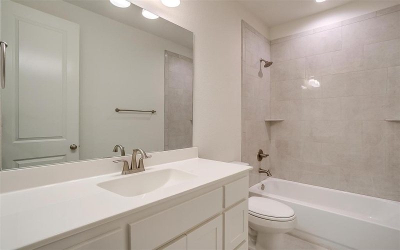 2515 Dartford Drive, Crowley, TX 76036, 4 Bedrooms Bedrooms, ,3 BathroomsBathrooms,Residential,For Sale,2515 Dartford Drive,20773709