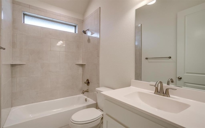 2515 Dartford Drive, Crowley, TX 76036, 4 Bedrooms Bedrooms, ,3 BathroomsBathrooms,Residential,For Sale,2515 Dartford Drive,20773709