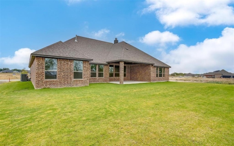 2515 Dartford Drive, Crowley, TX 76036, 4 Bedrooms Bedrooms, ,3 BathroomsBathrooms,Residential,For Sale,2515 Dartford Drive,20773709